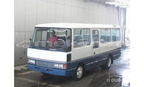 Buy Import Toyota Coaster White Car in Import - Dubai in Aragatsotn Buy Import Toyota Coaster White Car in Import - Dubai in Aragatsotn
