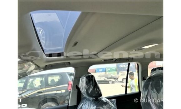 Buy Import Toyota Land Cruiser White Car in Import - Dubai in Aragatsotn Buy Import Toyota Land Cruiser White Car in Import - Dubai in Aragatsotn