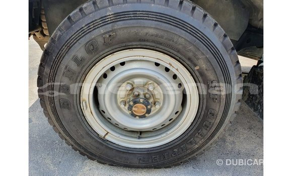 Buy Import Toyota Land Cruiser White Car in Import - Dubai in Aragatsotn Buy Import Toyota Land Cruiser White Car in Import - Dubai in Aragatsotn