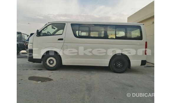 Buy Import Toyota Hiace White Car in Import - Dubai in Aragatsotn Buy Import Toyota Hiace White Car in Import - Dubai in Aragatsotn