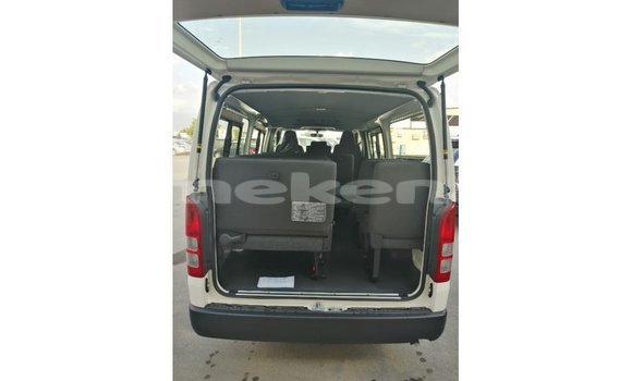 Buy Import Toyota Hiace White Car in Import - Dubai in Aragatsotn Buy Import Toyota Hiace White Car in Import - Dubai in Aragatsotn