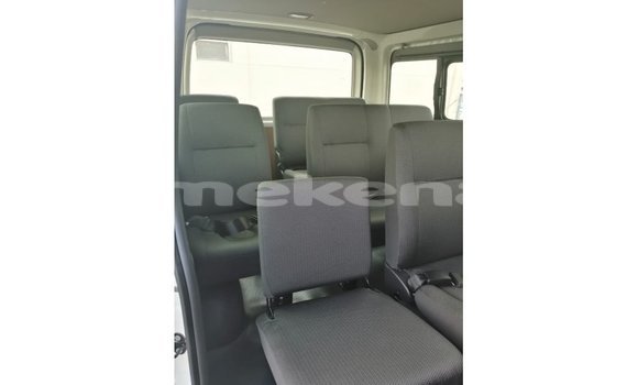 Buy Import Toyota Hiace White Car in Import - Dubai in Aragatsotn Buy Import Toyota Hiace White Car in Import - Dubai in Aragatsotn