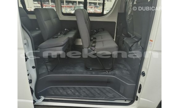 Buy Import Toyota Hiace White Car in Import - Dubai in Aragatsotn Buy Import Toyota Hiace White Car in Import - Dubai in Aragatsotn