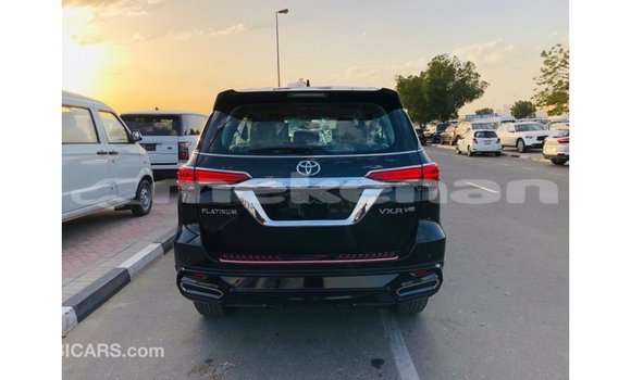 Buy Import Toyota Fortuner Black Car in Import - Dubai in Aragatsotn Buy Import Toyota Fortuner Black Car in Import - Dubai in Aragatsotn