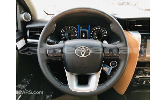 Buy Import Toyota Fortuner Black Car in Import - Dubai in Aragatsotn Buy Import Toyota Fortuner Black Car in Import - Dubai in Aragatsotn