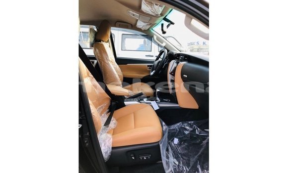 Buy Import Toyota Fortuner Black Car in Import - Dubai in Aragatsotn Buy Import Toyota Fortuner Black Car in Import - Dubai in Aragatsotn