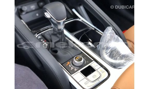 Buy Import Kia Carens White Car in Import - Dubai in Aragatsotn Buy Import Kia Carens White Car in Import - Dubai in Aragatsotn