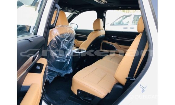 Buy Import Kia Carens White Car in Import - Dubai in Aragatsotn Buy Import Kia Carens White Car in Import - Dubai in Aragatsotn