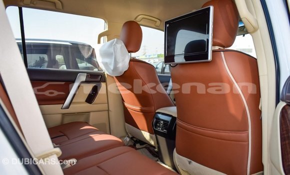 Buy Import Toyota Prado White Car in Import - Dubai in Aragatsotn Buy Import Toyota Prado White Car in Import - Dubai in Aragatsotn