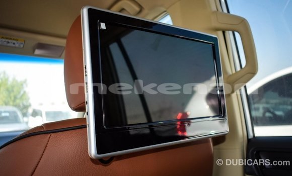 Buy Import Toyota Prado White Car in Import - Dubai in Aragatsotn Buy Import Toyota Prado White Car in Import - Dubai in Aragatsotn