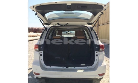 Buy Import Toyota Fortuner White Car in Import - Dubai in Aragatsotn Buy Import Toyota Fortuner White Car in Import - Dubai in Aragatsotn