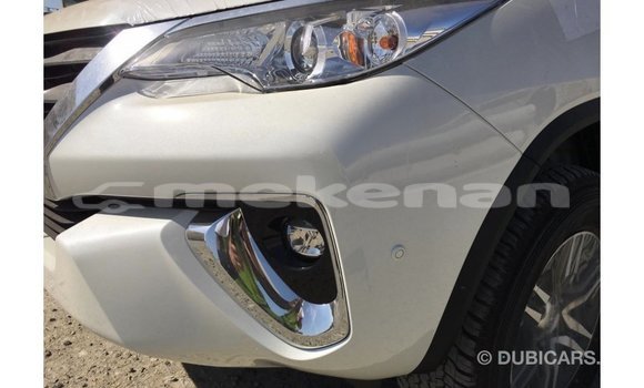 Buy Import Toyota Fortuner White Car in Import - Dubai in Aragatsotn Buy Import Toyota Fortuner White Car in Import - Dubai in Aragatsotn