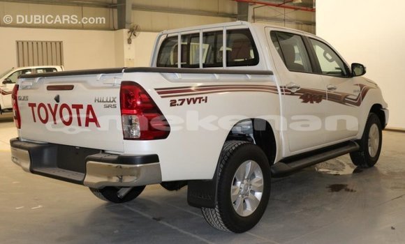 Buy Import Toyota Hilux White Car in Import - Dubai in Aragatsotn Buy Import Toyota Hilux White Car in Import - Dubai in Aragatsotn
