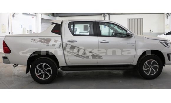 Buy Import Toyota Hilux White Car in Import - Dubai in Aragatsotn Buy Import Toyota Hilux White Car in Import - Dubai in Aragatsotn