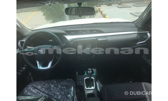 Buy Import Toyota Hilux White Car in Import - Dubai in Aragatsotn Buy Import Toyota Hilux White Car in Import - Dubai in Aragatsotn