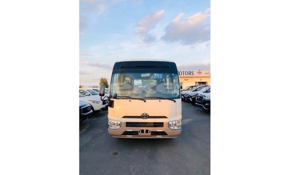 Buy Import Toyota Coaster White Car in Import - Dubai in Aragatsotn Buy Import Toyota Coaster White Car in Import - Dubai in Aragatsotn