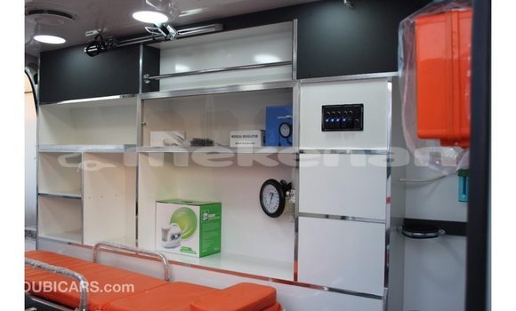 Buy Import Toyota Hiace White Car in Import - Dubai in Aragatsotn Buy Import Toyota Hiace White Car in Import - Dubai in Aragatsotn