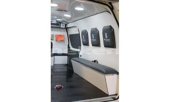 Buy Import Toyota Hiace White Car in Import - Dubai in Aragatsotn Buy Import Toyota Hiace White Car in Import - Dubai in Aragatsotn