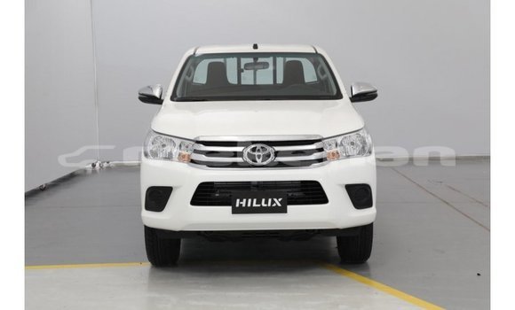 Buy Import Toyota Hilux White Car in Import - Dubai in Aragatsotn Buy Import Toyota Hilux White Car in Import - Dubai in Aragatsotn