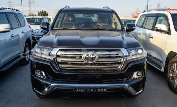 Buy Import Toyota Land Cruiser Black Car in Import - Dubai in Aragatsotn Buy Import Toyota Land Cruiser Black Car in Import - Dubai in Aragatsotn