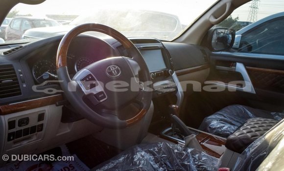 Buy Import Toyota Land Cruiser Black Car in Import - Dubai in Aragatsotn Buy Import Toyota Land Cruiser Black Car in Import - Dubai in Aragatsotn