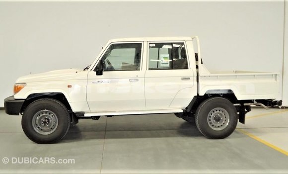 Buy Import Toyota Land Cruiser White Car in Import - Dubai in Aragatsotn Buy Import Toyota Land Cruiser White Car in Import - Dubai in Aragatsotn