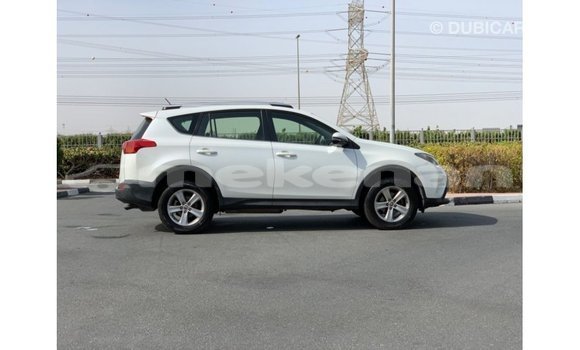 Buy Import Toyota 4Runner White Car in Import - Dubai in Aragatsotn Buy Import Toyota 4Runner White Car in Import - Dubai in Aragatsotn