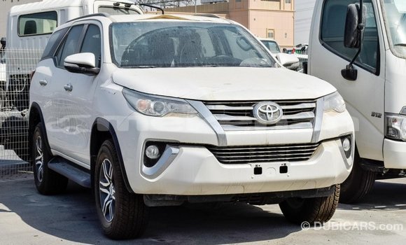 Buy Import Toyota Fortuner White Car in Import - Dubai in Aragatsotn Buy Import Toyota Fortuner White Car in Import - Dubai in Aragatsotn