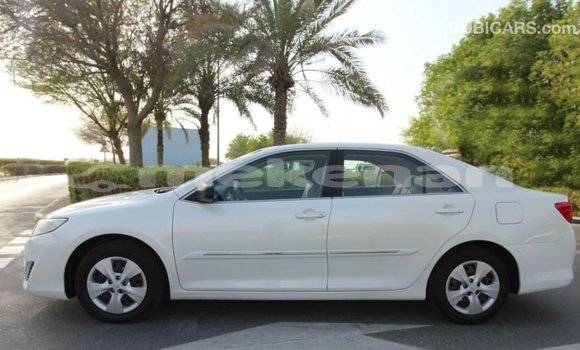 Buy Import Toyota Camry White Car in Import - Dubai in Aragatsotn Buy Import Toyota Camry White Car in Import - Dubai in Aragatsotn