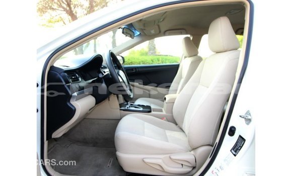 Buy Import Toyota Camry White Car in Import - Dubai in Aragatsotn Buy Import Toyota Camry White Car in Import - Dubai in Aragatsotn