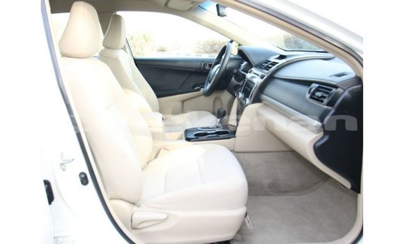 Buy Import Toyota Camry White Car in Import - Dubai in Aragatsotn Buy Import Toyota Camry White Car in Import - Dubai in Aragatsotn
