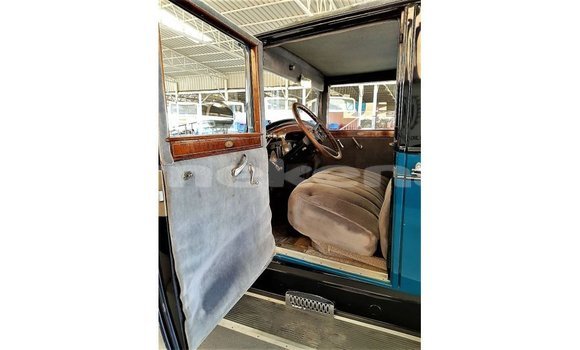 Buy Import Buick Electra Blue Car in Import - Dubai in Aragatsotn Buy Import Buick Electra Blue Car in Import - Dubai in Aragatsotn