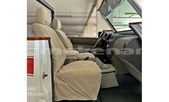 Buy Import Nissan Patrol White Car in Import - Dubai in Aragatsotn Buy Import Nissan Patrol White Car in Import - Dubai in Aragatsotn