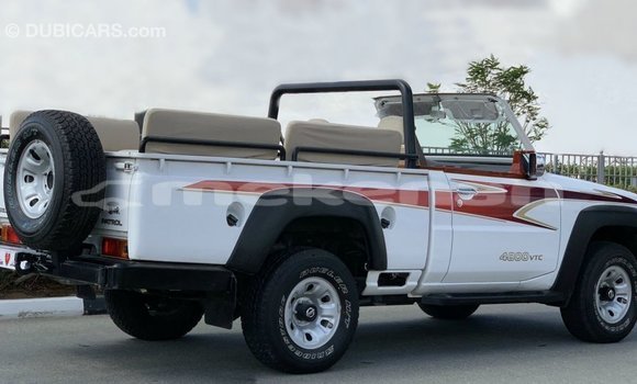 Buy Import Nissan Patrol White Car in Import - Dubai in Aragatsotn Buy Import Nissan Patrol White Car in Import - Dubai in Aragatsotn