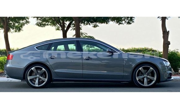 Buy Import Audi 100 Other Car in Import - Dubai in Aragatsotn Buy Import Audi 100 Other Car in Import - Dubai in Aragatsotn