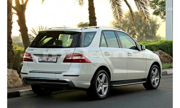 Buy Import Mercedes-Benz 350 White Car in Import - Dubai in Aragatsotn Buy Import Mercedes-Benz 350 White Car in Import - Dubai in Aragatsotn