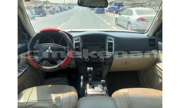 Buy Import Mitsubishi Pajero Red Car in Import - Dubai in Aragatsotn Buy Import Mitsubishi Pajero Red Car in Import - Dubai in Aragatsotn