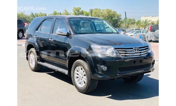 Buy Import Toyota Fortuner Black Car in Import - Dubai in Aragatsotn Buy Import Toyota Fortuner Black Car in Import - Dubai in Aragatsotn