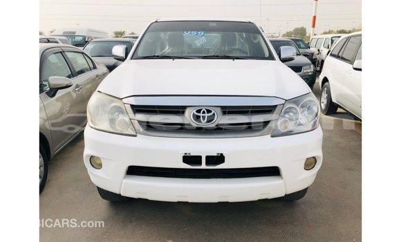 Buy Import Toyota Fortuner White Car in Import - Dubai in Aragatsotn Buy Import Toyota Fortuner White Car in Import - Dubai in Aragatsotn