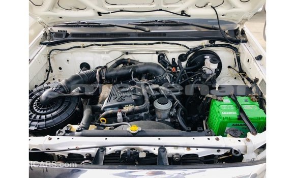 Buy Import Toyota Fortuner White Car in Import - Dubai in Aragatsotn Buy Import Toyota Fortuner White Car in Import - Dubai in Aragatsotn