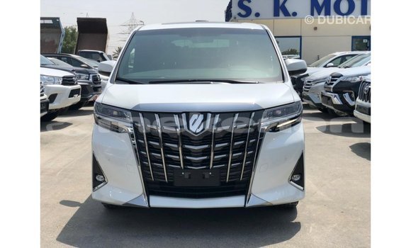 Buy Import Toyota Alphard White Car in Import - Dubai in Aragatsotn Buy Import Toyota Alphard White Car in Import - Dubai in Aragatsotn