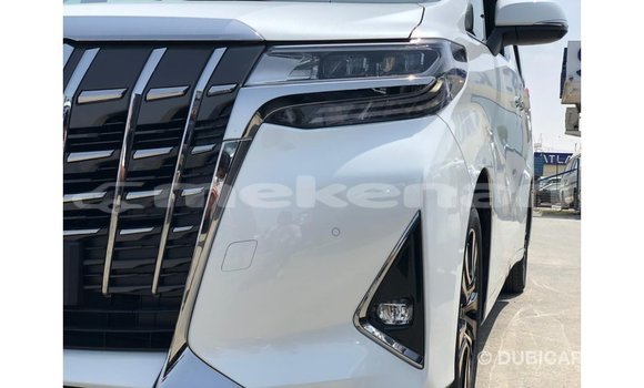 Buy Import Toyota Alphard White Car in Import - Dubai in Aragatsotn Buy Import Toyota Alphard White Car in Import - Dubai in Aragatsotn