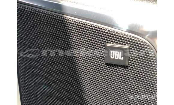 Buy Import Toyota Alphard White Car in Import - Dubai in Aragatsotn Buy Import Toyota Alphard White Car in Import - Dubai in Aragatsotn