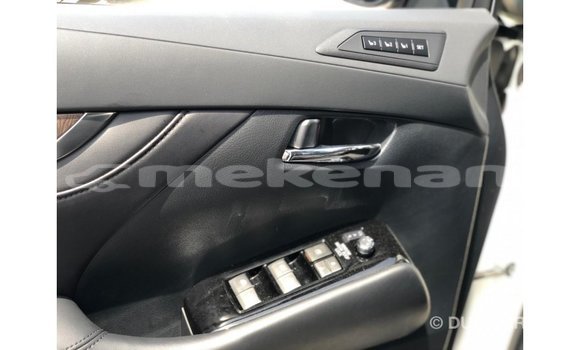 Buy Import Toyota Alphard White Car in Import - Dubai in Aragatsotn Buy Import Toyota Alphard White Car in Import - Dubai in Aragatsotn