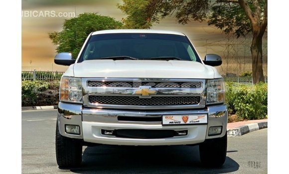 Buy Import Chevrolet Silverado White Car in Import - Dubai in Aragatsotn Buy Import Chevrolet Silverado White Car in Import - Dubai in Aragatsotn
