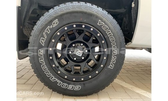 Buy Import Chevrolet Silverado White Car in Import - Dubai in Aragatsotn Buy Import Chevrolet Silverado White Car in Import - Dubai in Aragatsotn