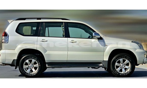 Buy Import Toyota Prado White Car in Import - Dubai in Aragatsotn Buy Import Toyota Prado White Car in Import - Dubai in Aragatsotn