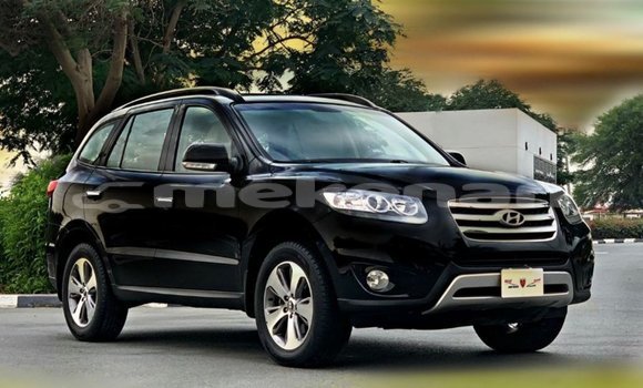 Buy Import Hyundai Santa Fe Black Car in Import - Dubai in Aragatsotn