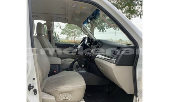 Buy Import Mitsubishi Pajero White Car in Import - Dubai in Aragatsotn Buy Import Mitsubishi Pajero White Car in Import - Dubai in Aragatsotn