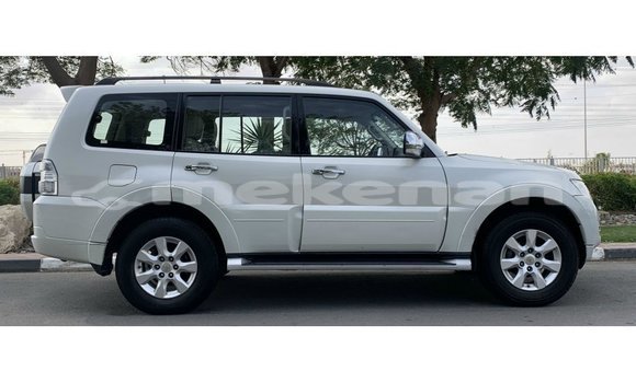 Buy Import Mitsubishi Pajero White Car in Import - Dubai in Aragatsotn Buy Import Mitsubishi Pajero White Car in Import - Dubai in Aragatsotn